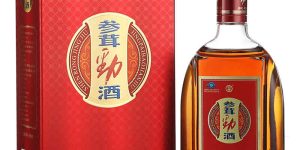 82年白酒图片，82年的酒是什么意思?